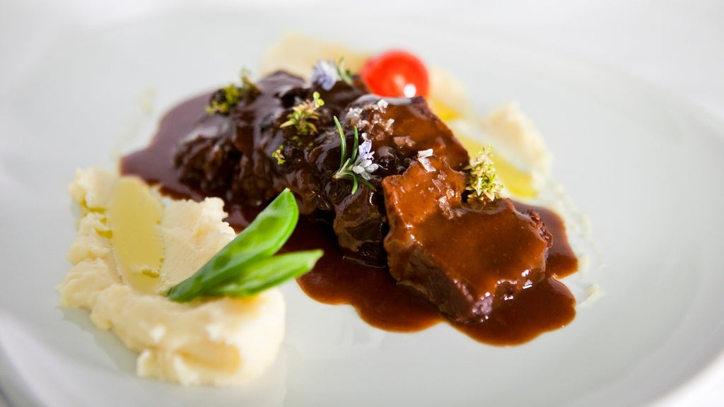 Beef cheek in red wine and "Turrón de Jijona"