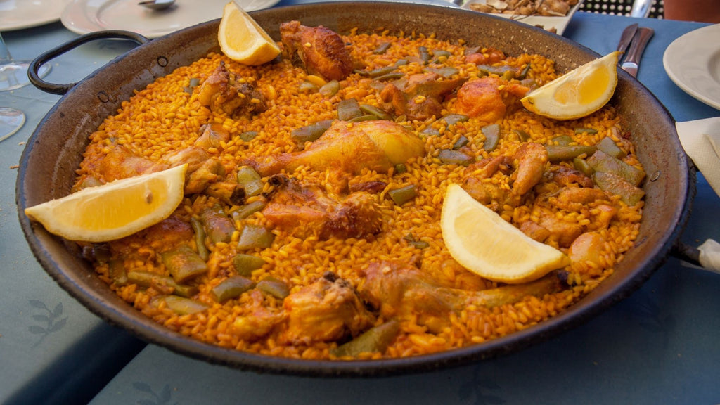 Paella Valenciana (Valencian paella)