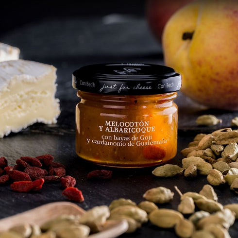 Cheese pairing jam: Peach, Apricots, Goji and Cardamom 67g